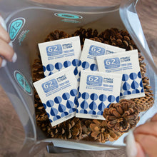 Load image into Gallery viewer, Keep herbs and flower buds fresh with 62% RH 2-way humidity control packs Convenient 4g/8g sachets regulate moisture for curing and long-term storage
